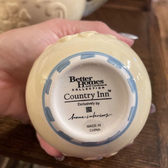 Better Homes Gardens Country Inn Teapot with Creamer & Sugar Bowl 3 Piece Set - Picture 10 of 13